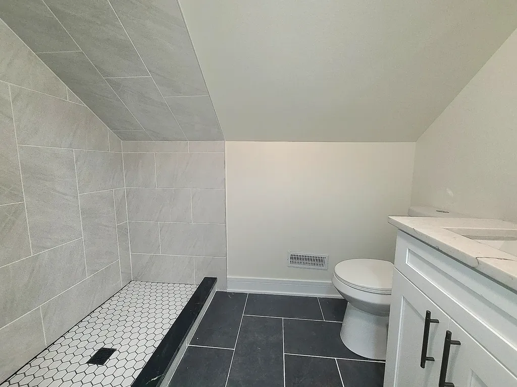 8623 South Wood Avenue Chicago IL 60620