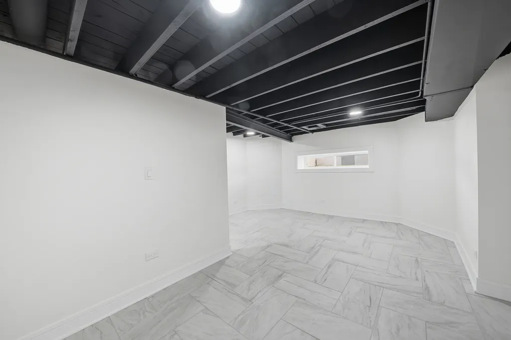8623 South Wood Avenue Chicago IL 60620