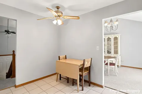 2494 Forest View Road Lindenhurst IL 60046
