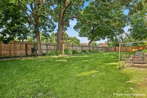 2494 Forest View Road Lindenhurst IL 60046