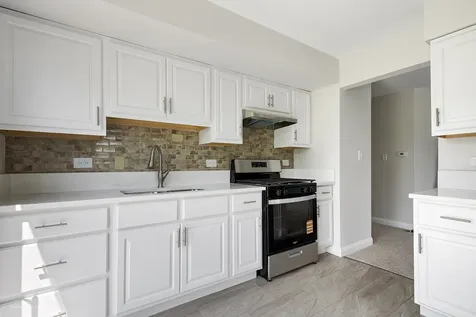 19215 Elm Drive Country Club Hills IL 60478
