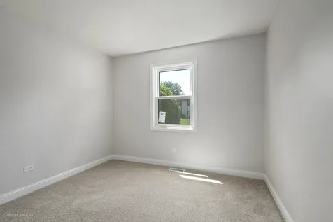 19215 Elm Drive Country Club Hills IL 60478