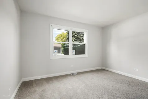 19215 Elm Drive Country Club Hills IL 60478