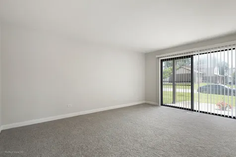 19215 Elm Drive Country Club Hills IL 60478