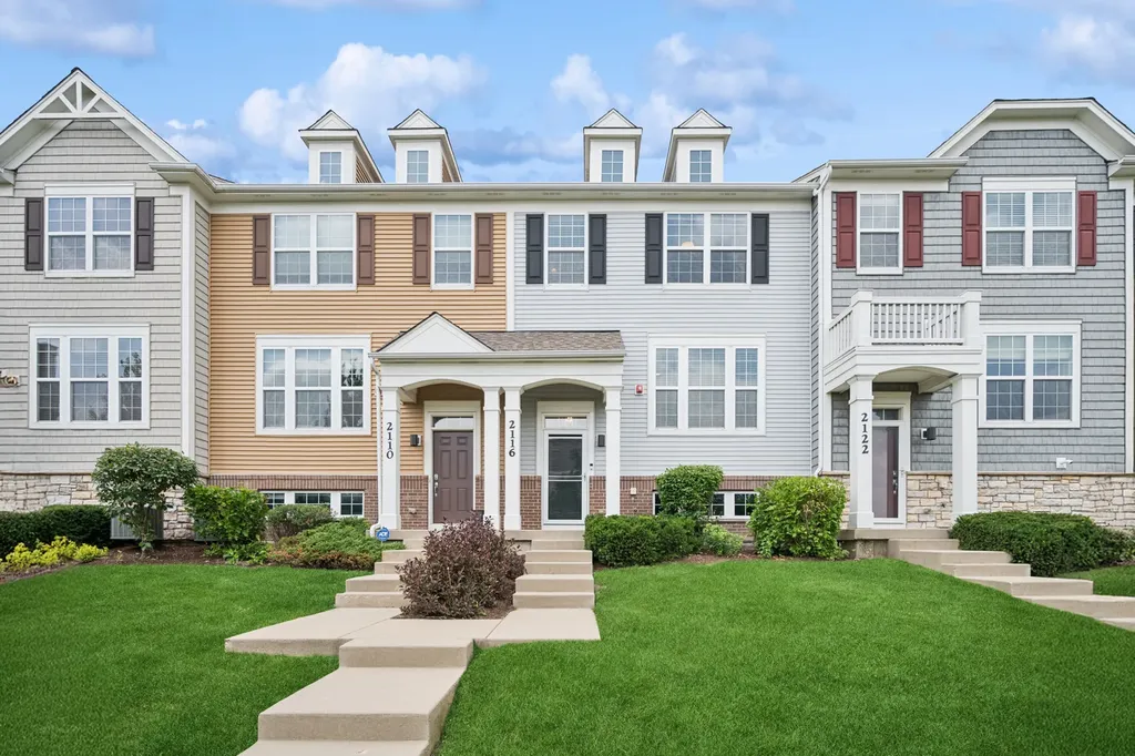 2116 Saipan Drive Glenview IL 60026