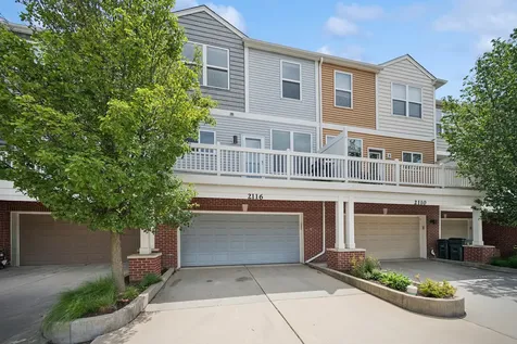 2116 Saipan Drive Glenview IL 60026