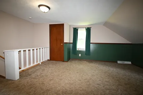 302 South Summit Street El Paso IL 61738