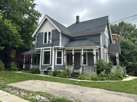 318 North Street Elgin IL 60120