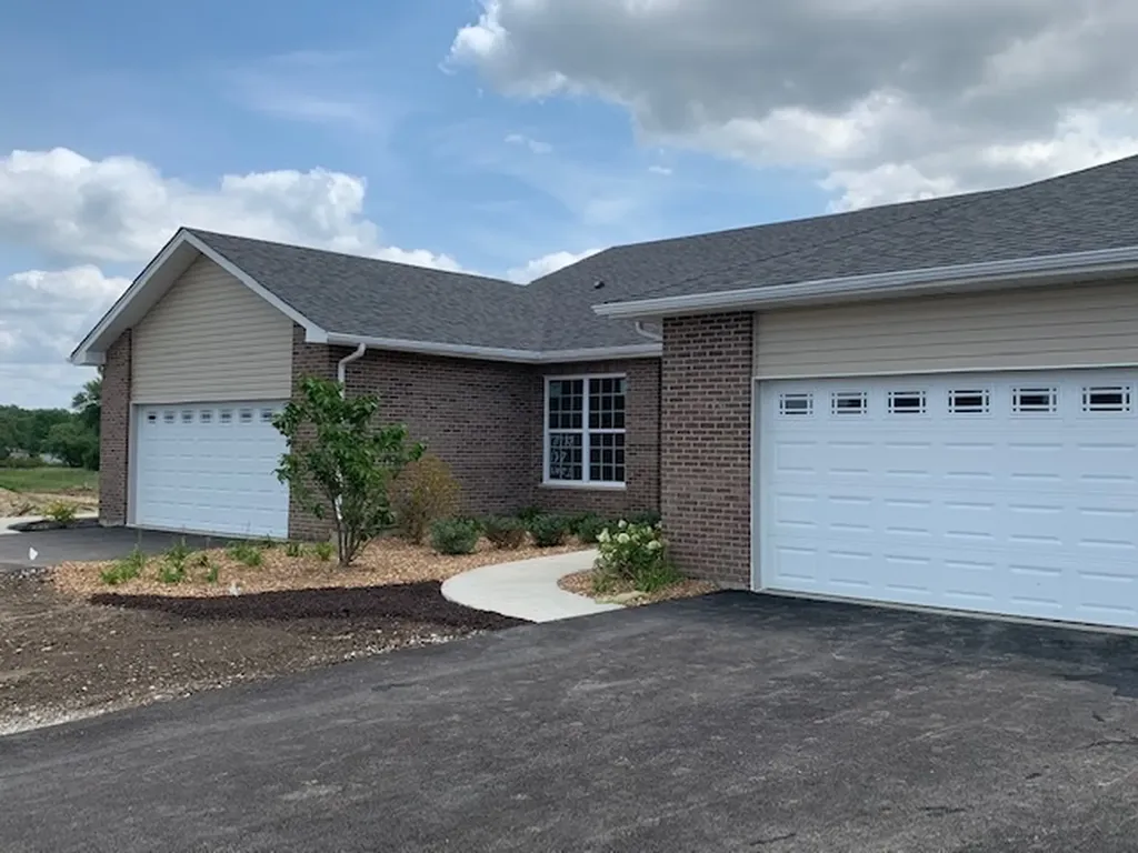 453 Ridge Lane Bolingbrook IL 60440