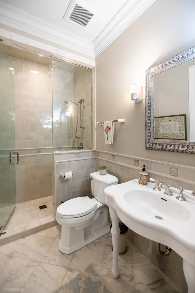 265 South Kenilworth Avenue Elmhurst IL 60126
