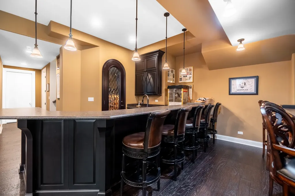 265 South Kenilworth Avenue Elmhurst IL 60126