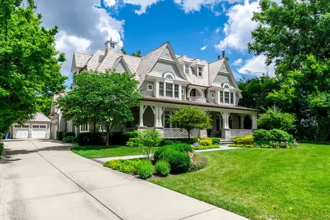 265 South Kenilworth Avenue Elmhurst IL 60126