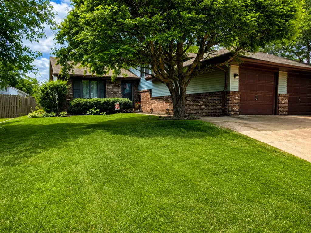 531 West Oak Street Coal City IL 60416