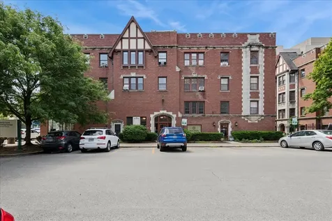 1103 Holly Court Oak Park IL 60301