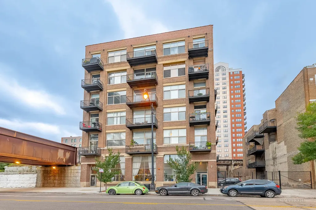 1528 South Wabash Avenue Chicago IL 60605