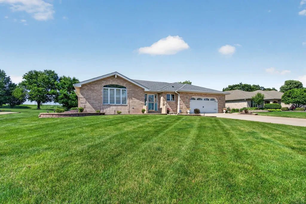 12902 West Beaver Lake Drive Homer Glen IL 60491