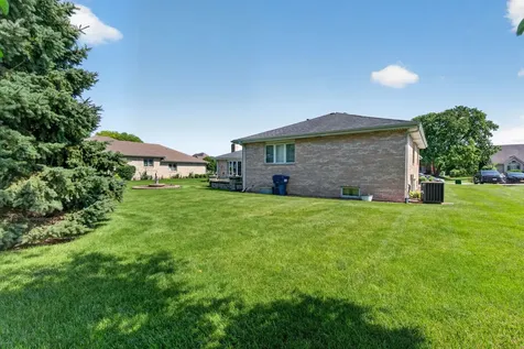 12902 West Beaver Lake Drive Homer Glen IL 60491