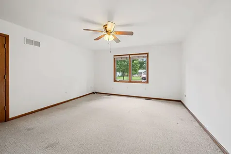 711 Harmony Court North Aurora IL 60542