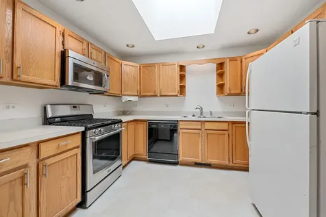711 Harmony Court North Aurora IL 60542