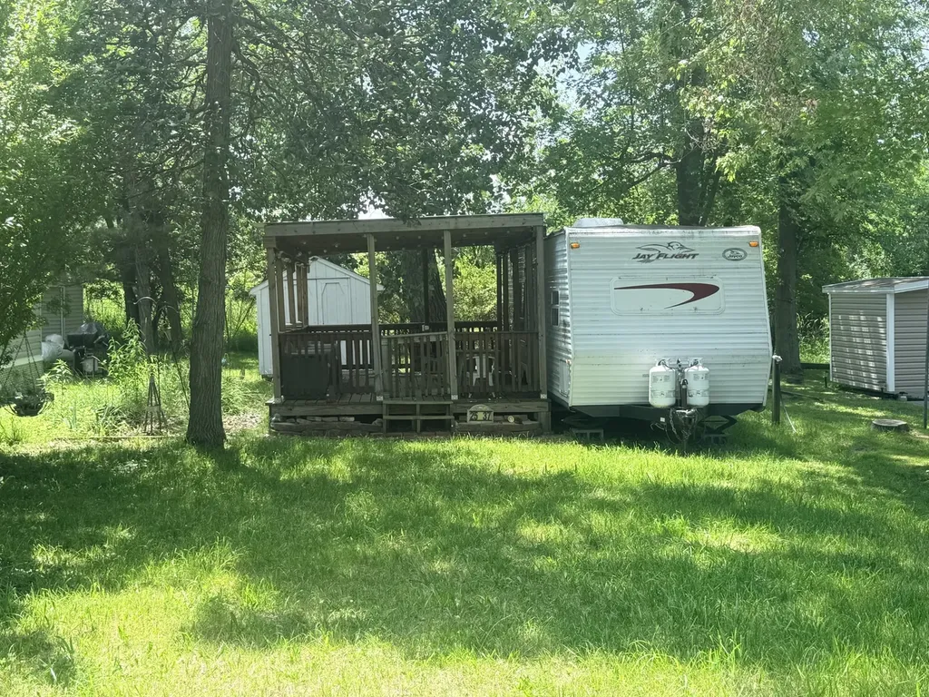25-37 Woodhaven Lakes Sublette IL 61367