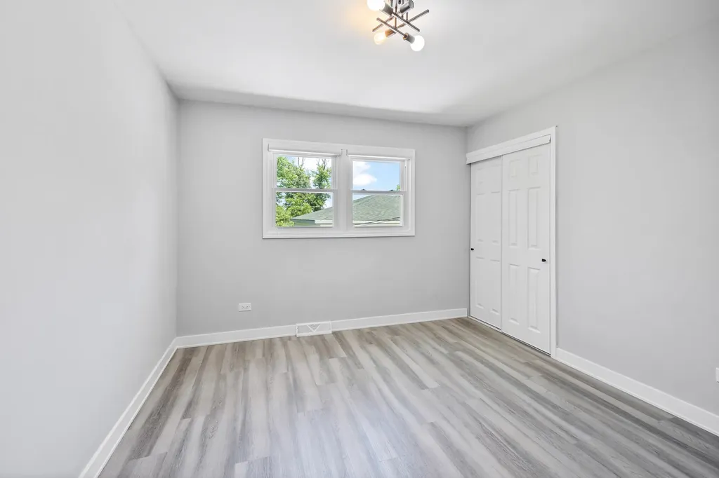 8920 Fairway Drive Orland Park IL 60462
