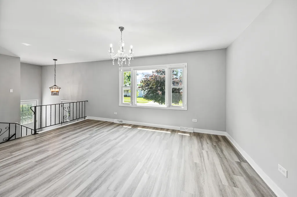 8920 Fairway Drive Orland Park IL 60462