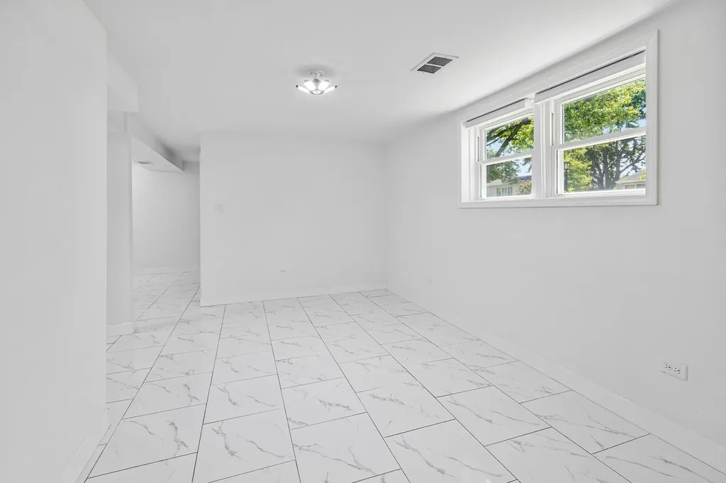 8920 Fairway Drive Orland Park IL 60462