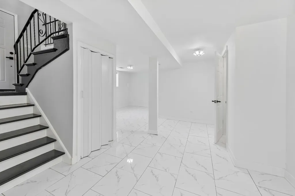 8920 Fairway Drive Orland Park IL 60462