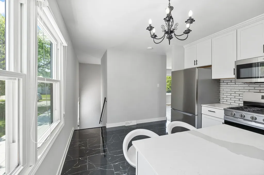 8920 Fairway Drive Orland Park IL 60462