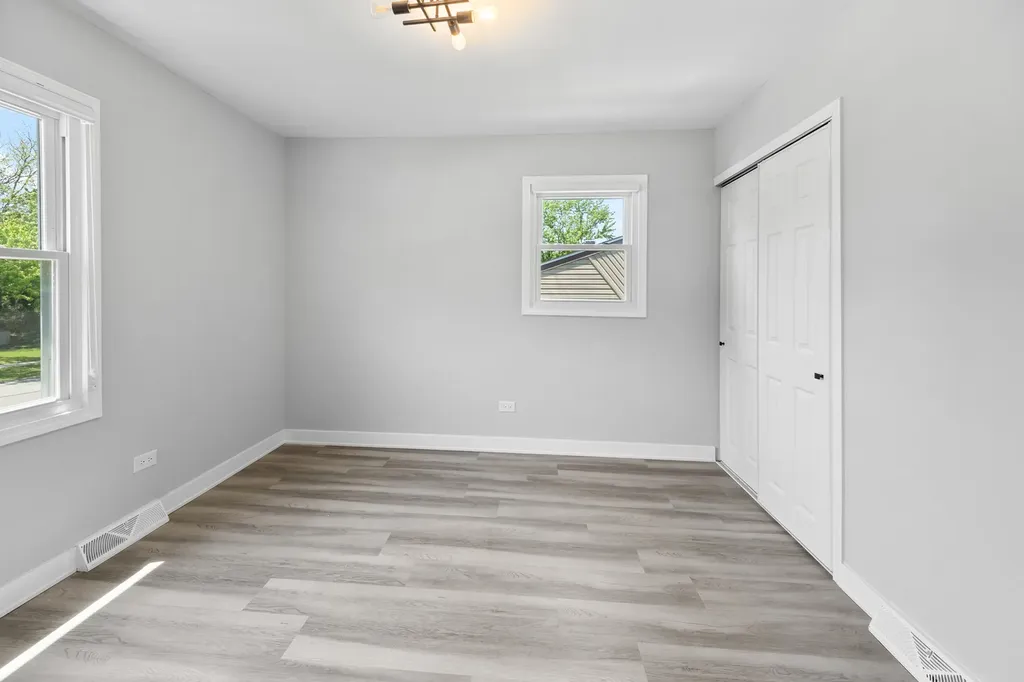 8920 Fairway Drive Orland Park IL 60462