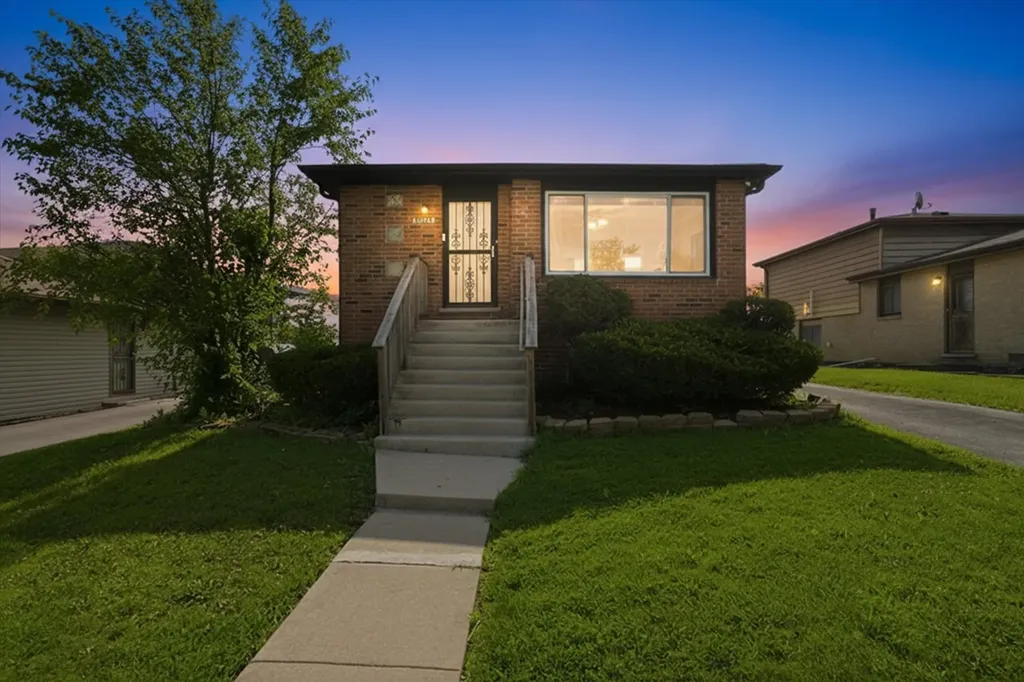 18045 Birch Avenue Country Club Hills IL 60478