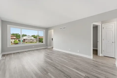 18045 Birch Avenue Country Club Hills IL 60478