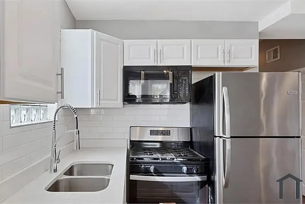 5144 South Hermitage Avenue Chicago IL 60609