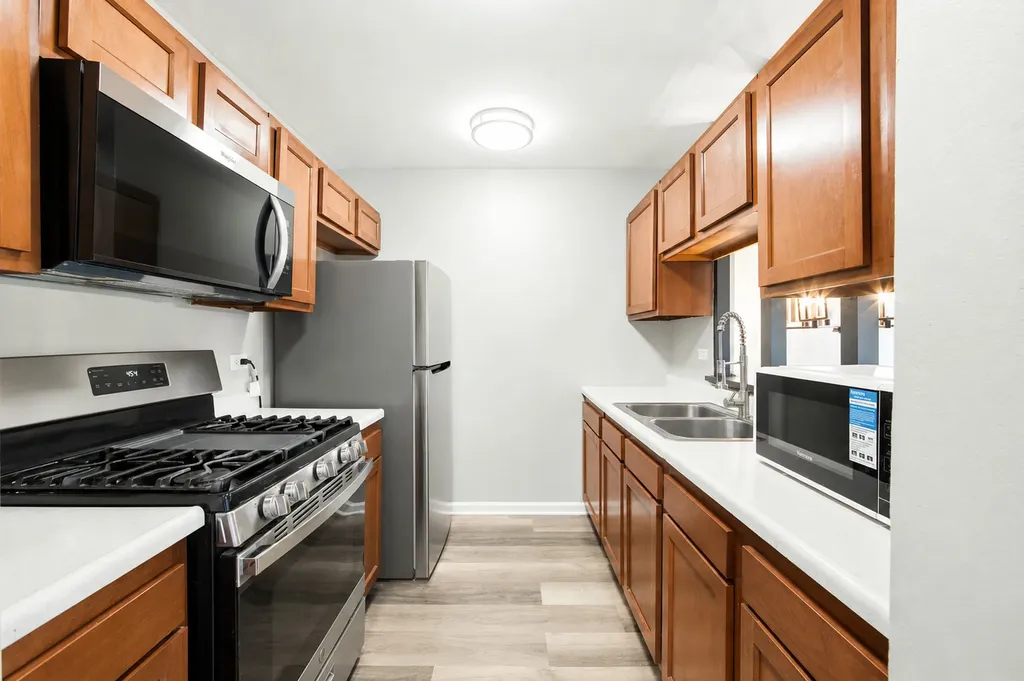 486 Seneca Lane Bolingbrook IL 60440
