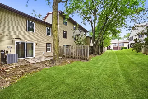 486 Seneca Lane Bolingbrook IL 60440
