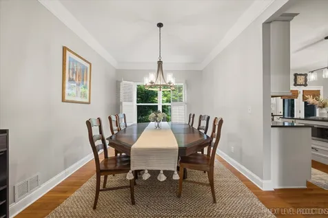 39W435 West Mallory Drive Geneva IL 60134