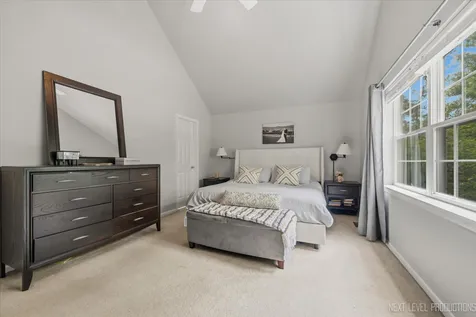 39W435 West Mallory Drive Geneva IL 60134