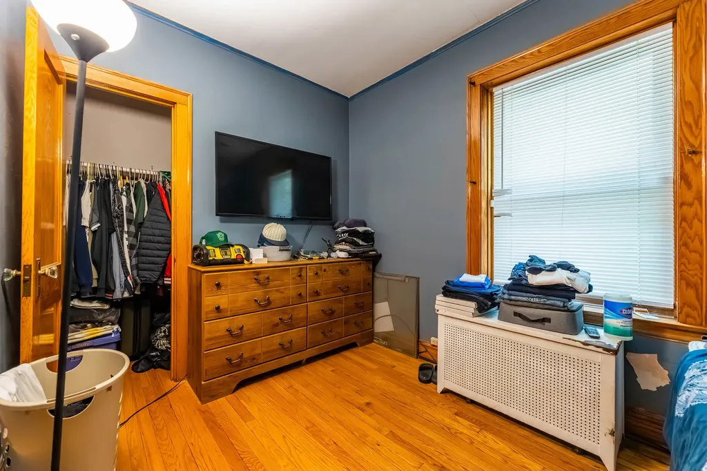 4819 South Kolin Avenue Chicago IL 60632