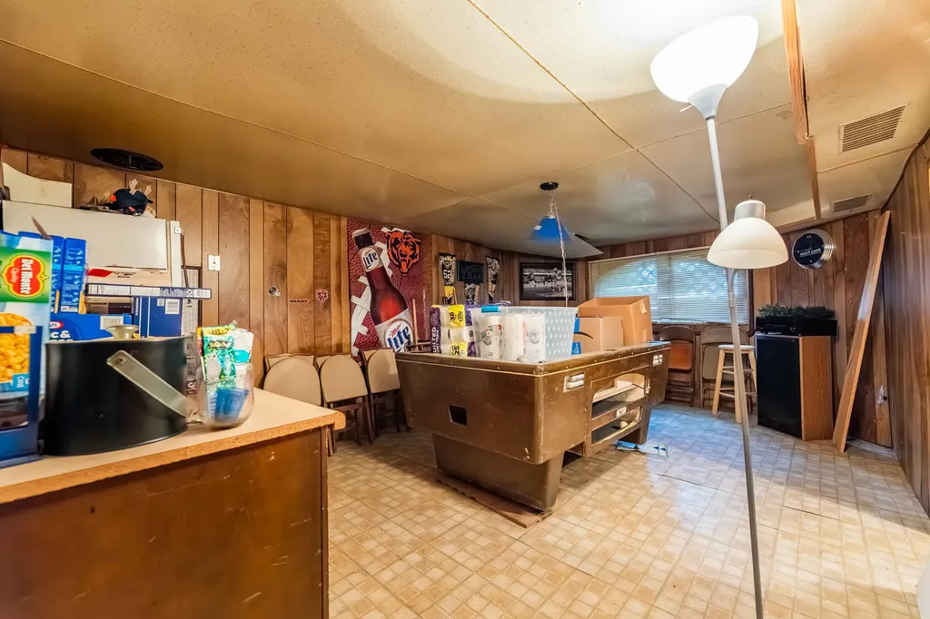 4819 South Kolin Avenue Chicago IL 60632