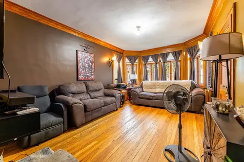 4819 South Kolin Avenue Chicago IL 60632