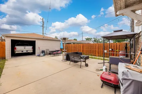 4819 South Kolin Avenue Chicago IL 60632