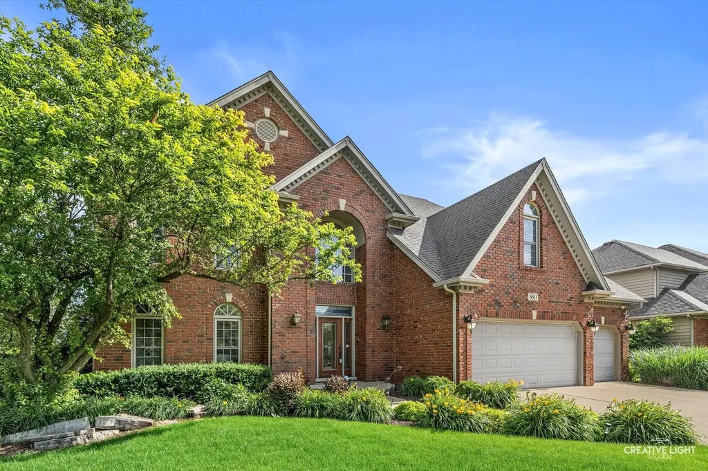 3811 Sunburst Lane Naperville IL 60564