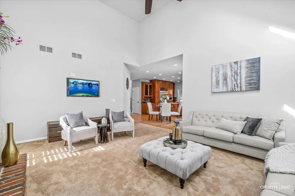 3811 Sunburst Lane Naperville IL 60564