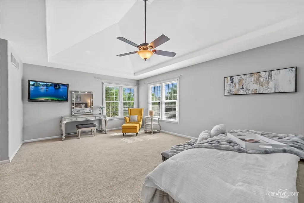 3811 Sunburst Lane Naperville IL 60564