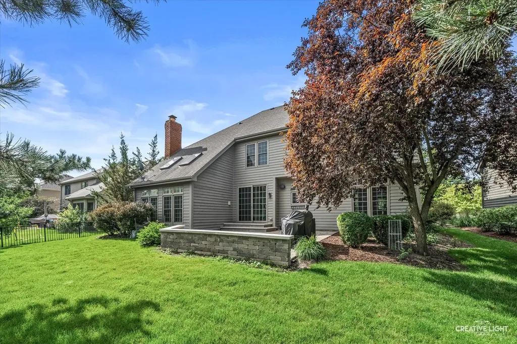 3811 Sunburst Lane Naperville IL 60564