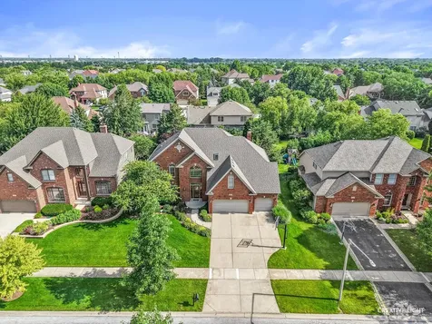 3811 Sunburst Lane Naperville IL 60564
