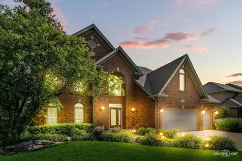 3811 Sunburst Lane Naperville IL 60564