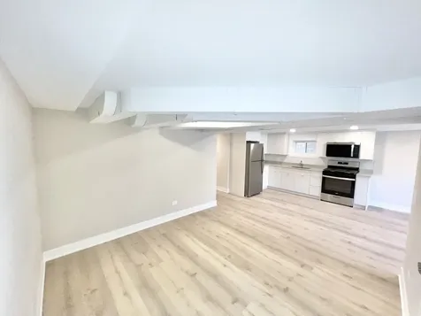 5547 North Central Avenue Chicago IL 60630