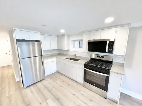 5547 North Central Avenue Chicago IL 60630