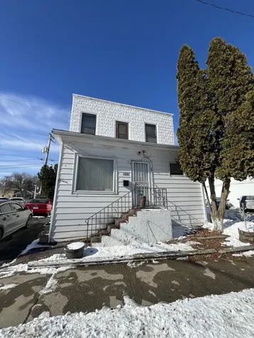 846 South Genesee Street Waukegan IL 60085